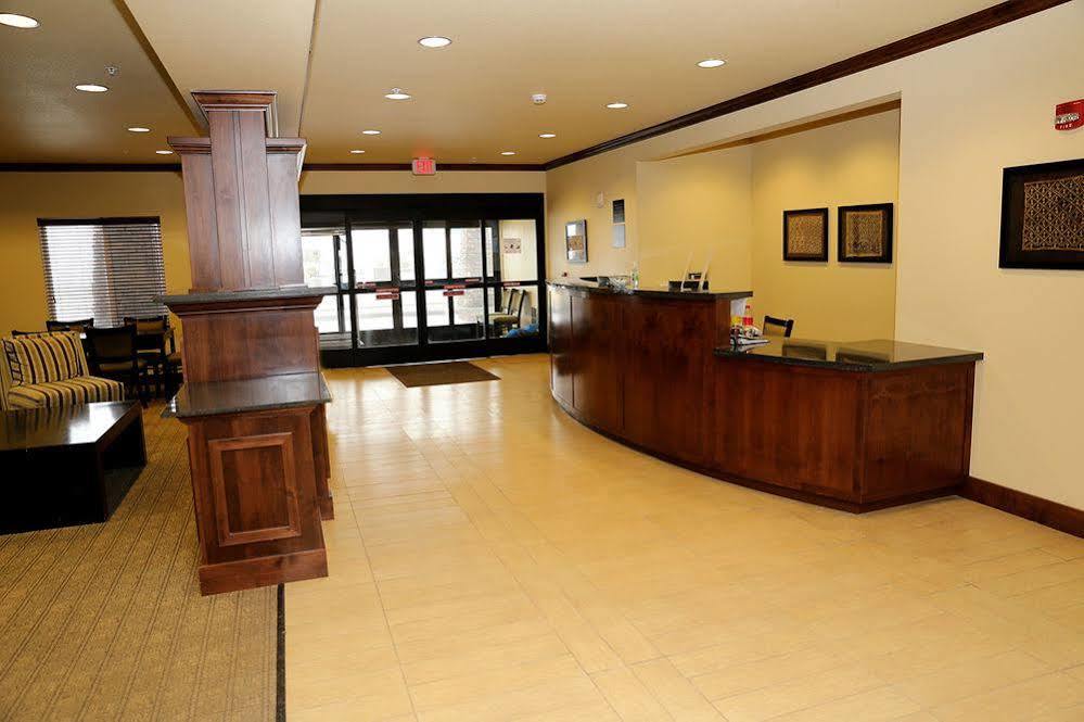 Black Gold Suites Stanley Экстерьер фото